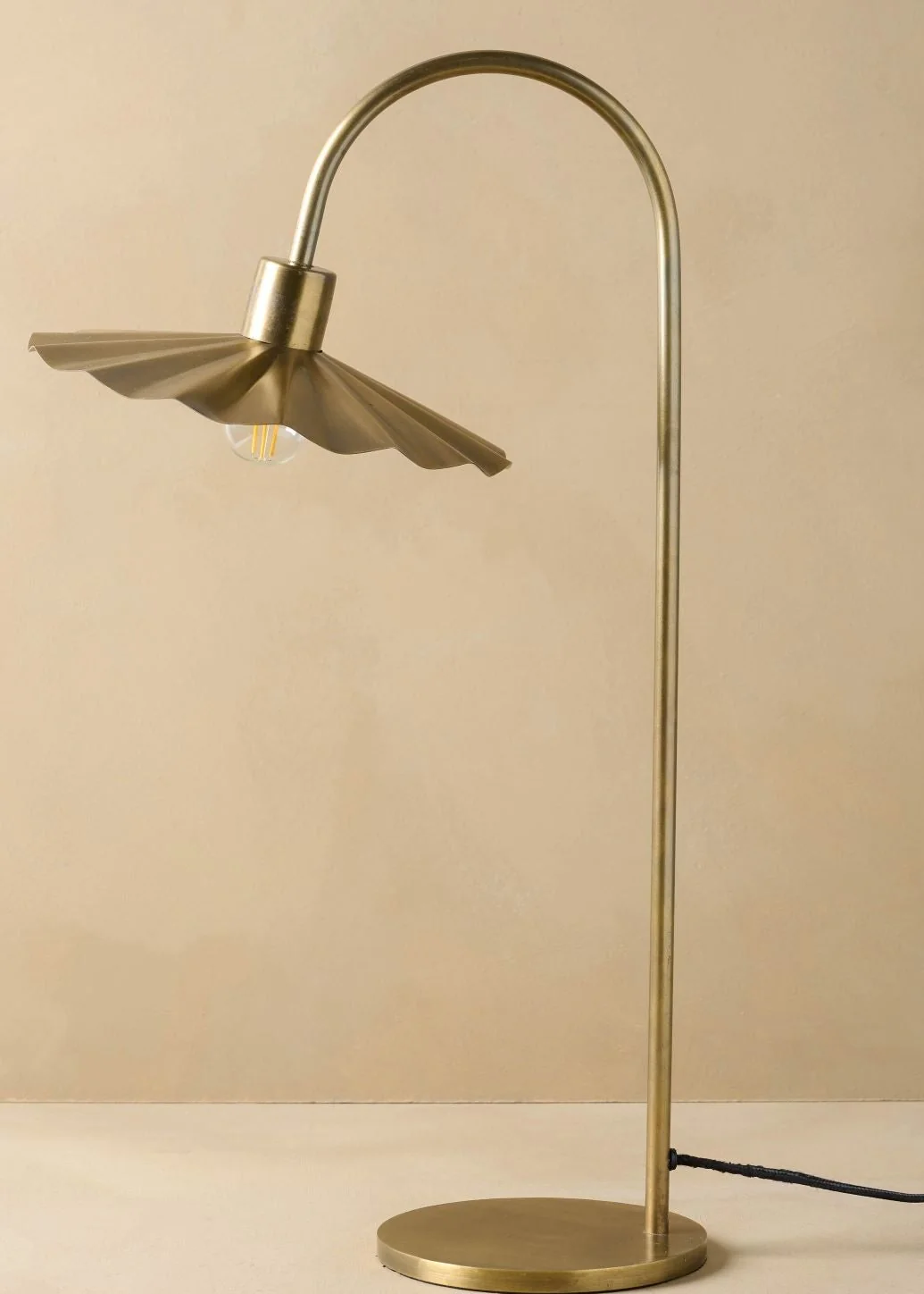 Lulu Brass Petal Lamp