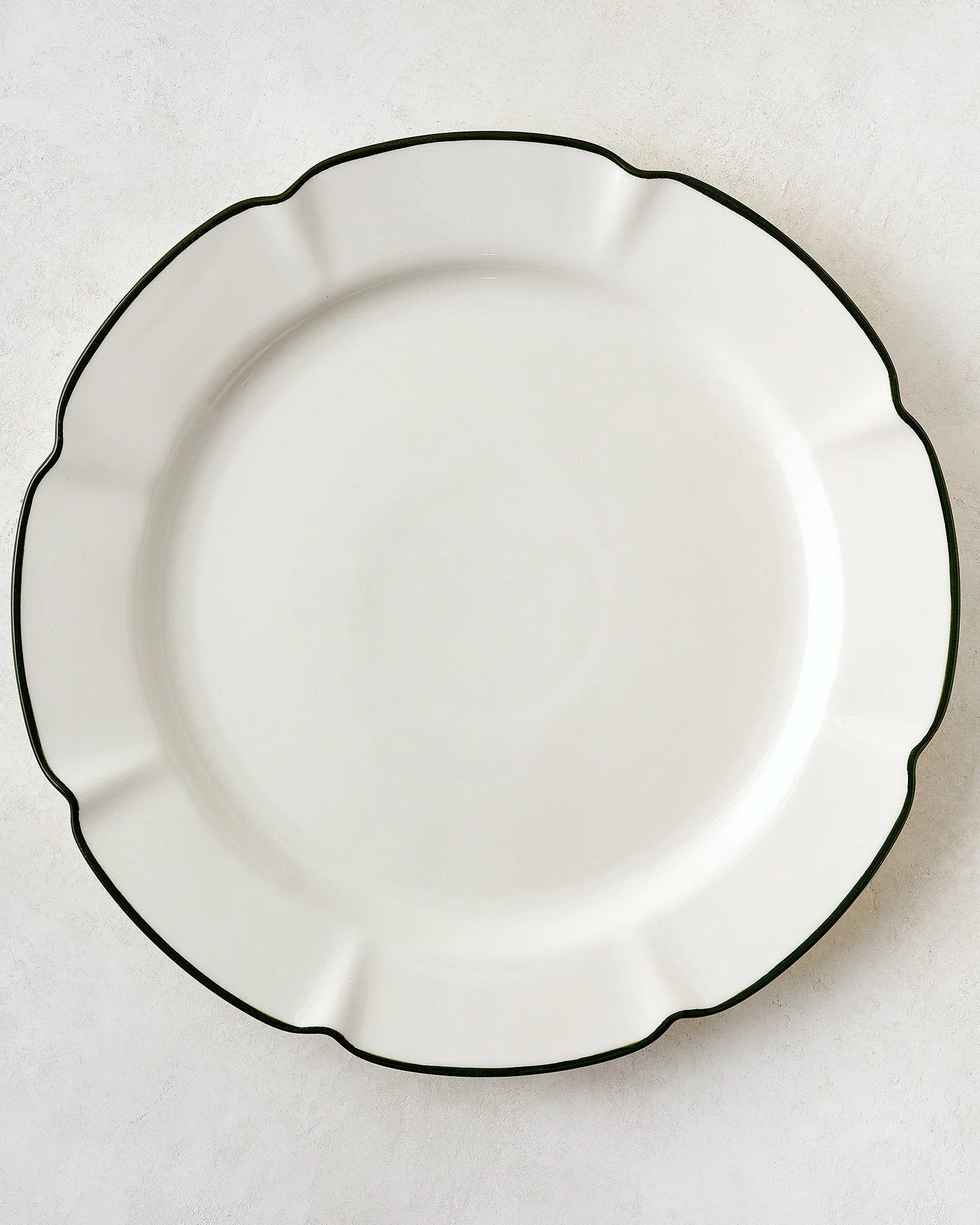Green Luna Scalloped Plate