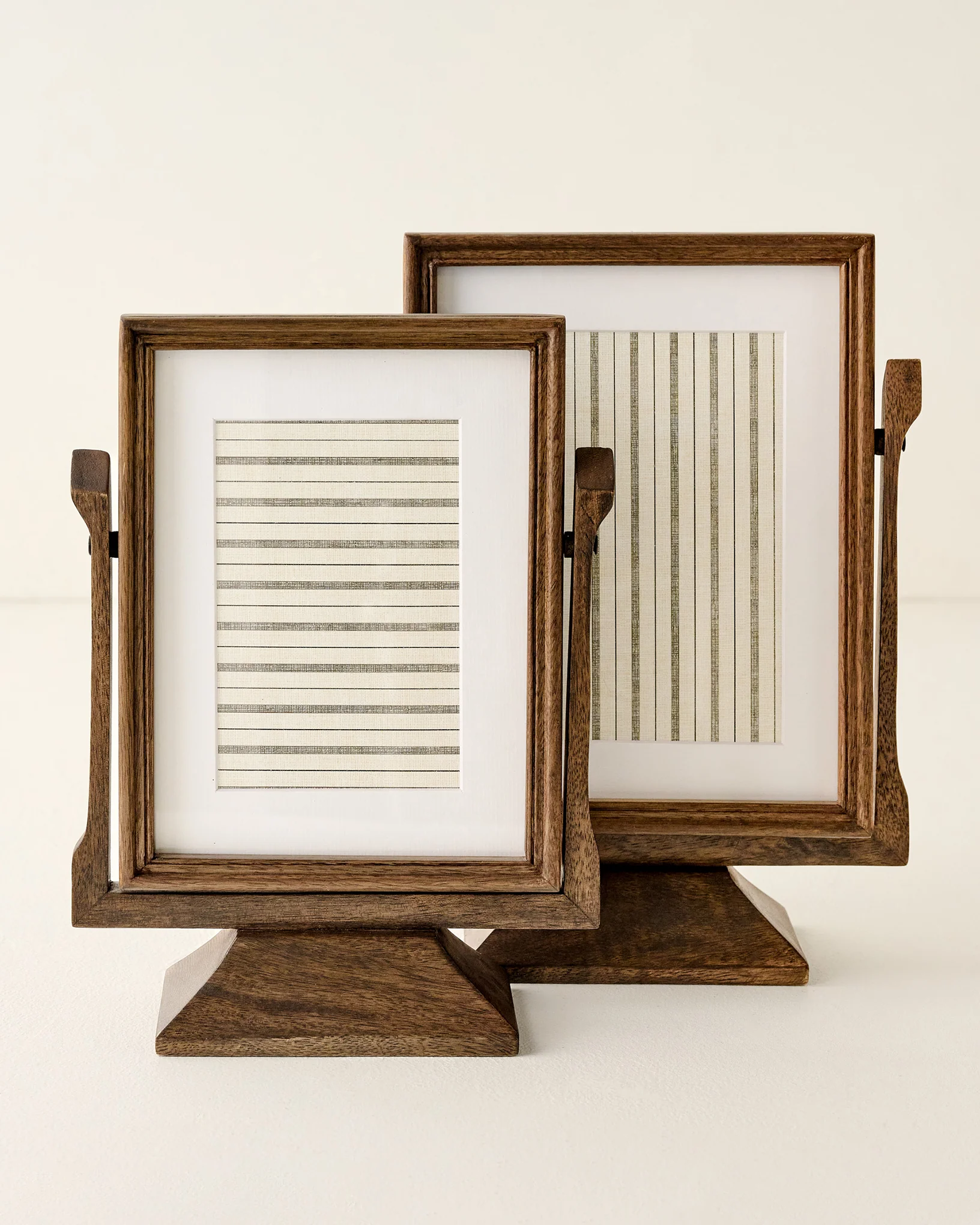 Antique Inspired Swivel Photo Frames