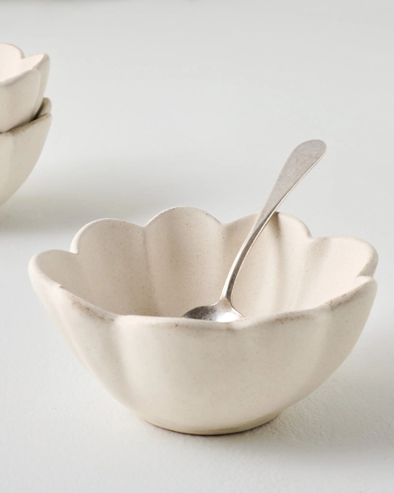 French White Scalloped Mini Bowl