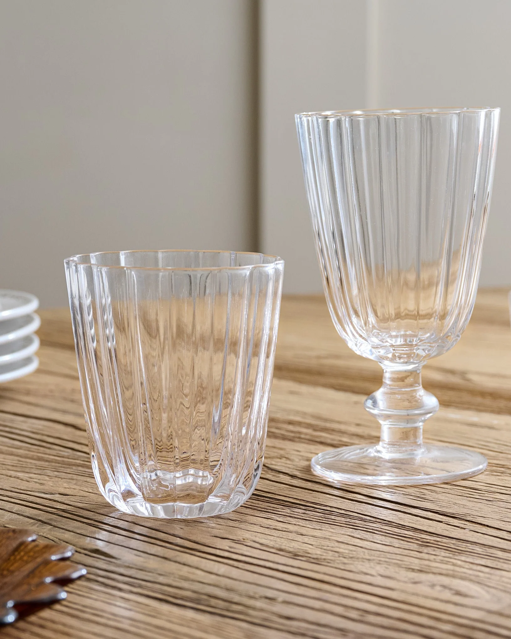 Scalloped Rim Glass Tumbler