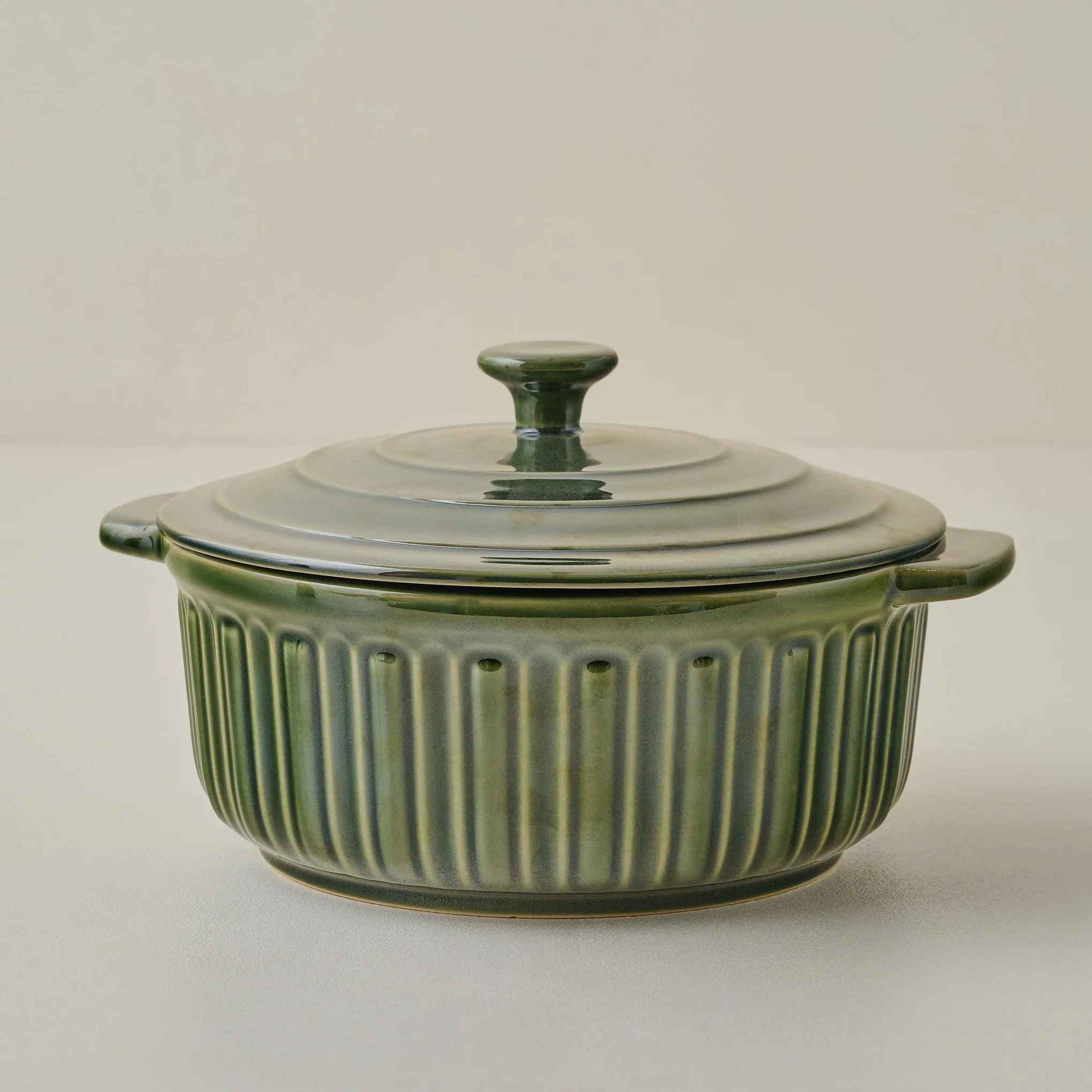 The Cottage Collection Forest Green Baking Dish with Lid  (Bundled Item)