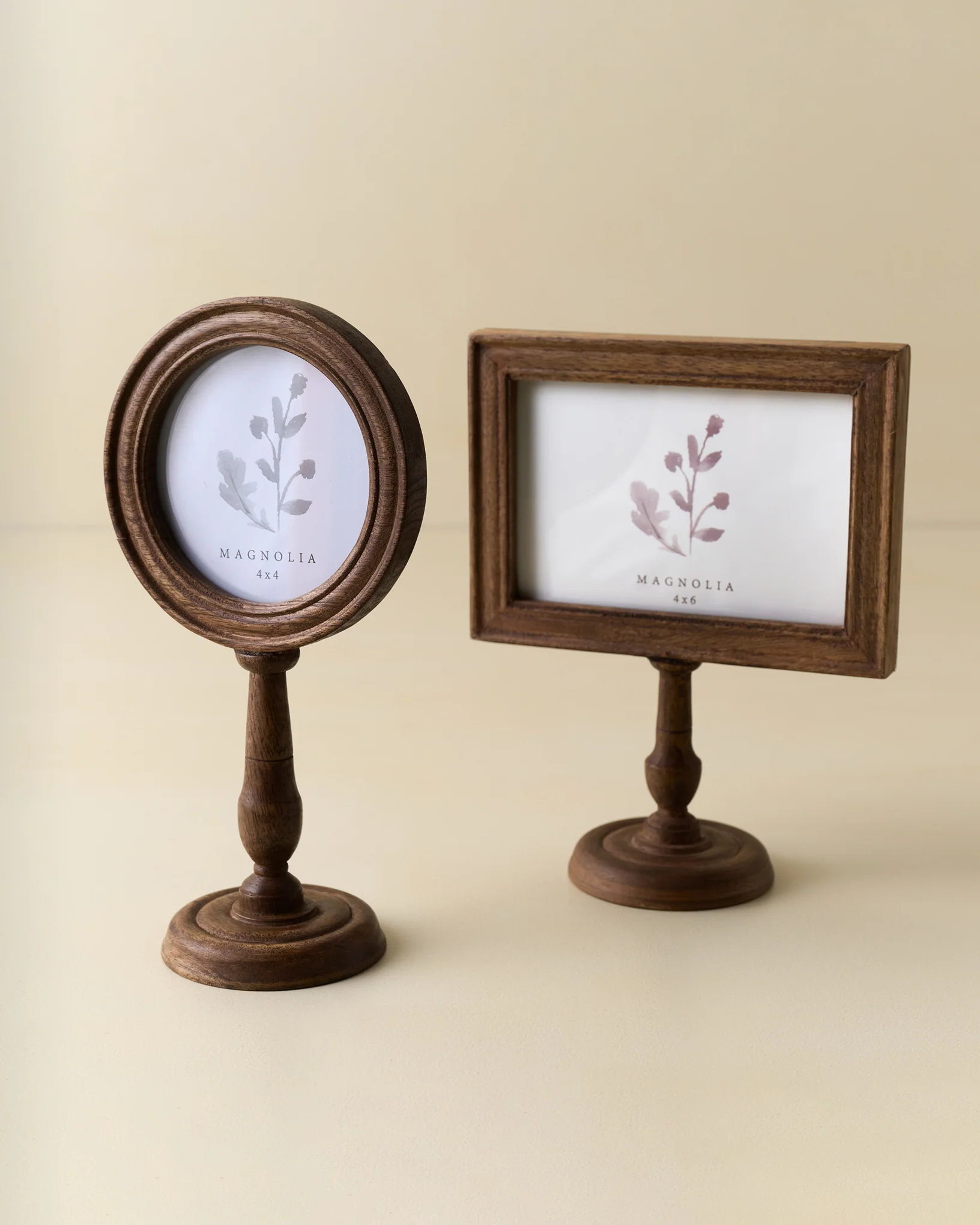 Lincoln Wood Frame