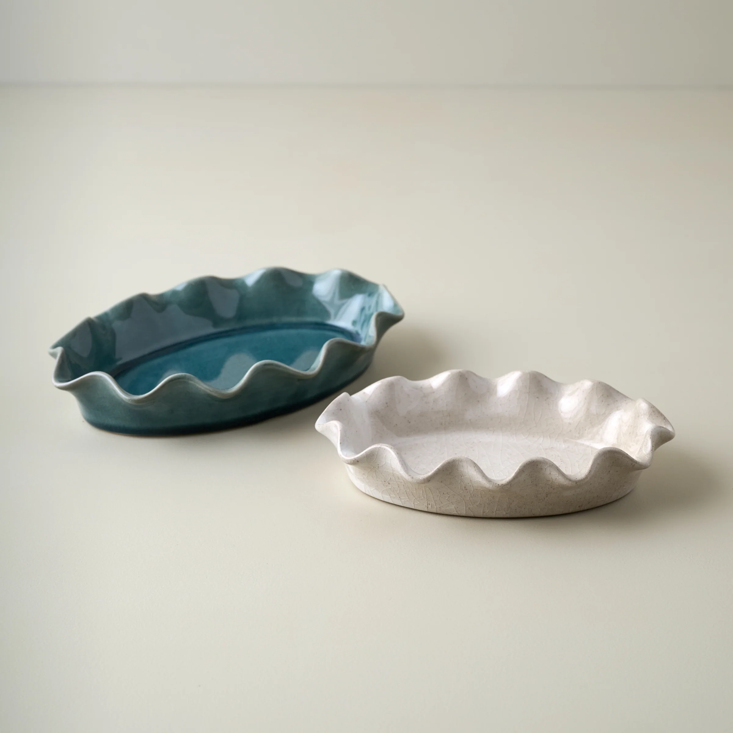 Frankie Ruffled Ceramic Tray