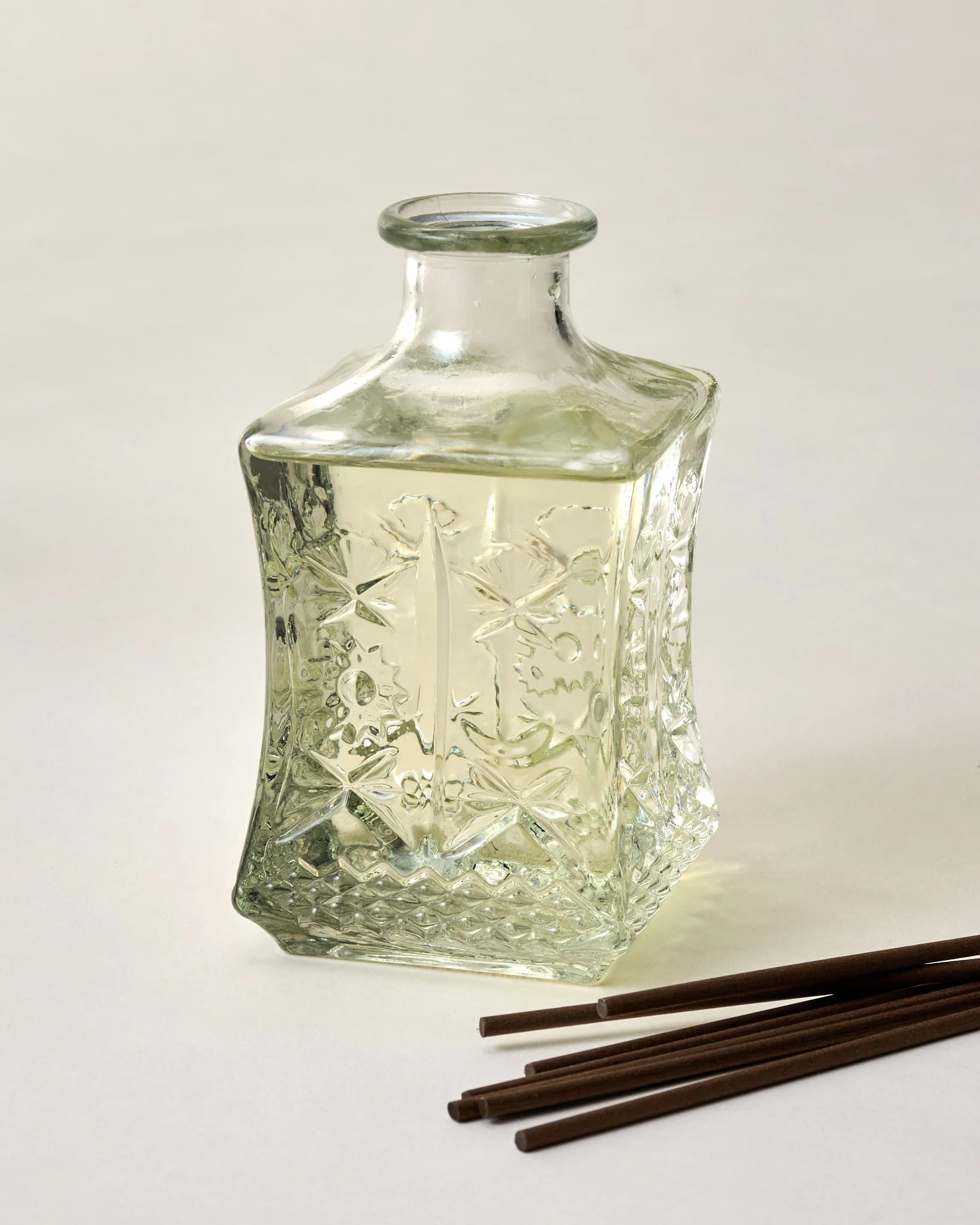 Decanter Diffuser - Santalum