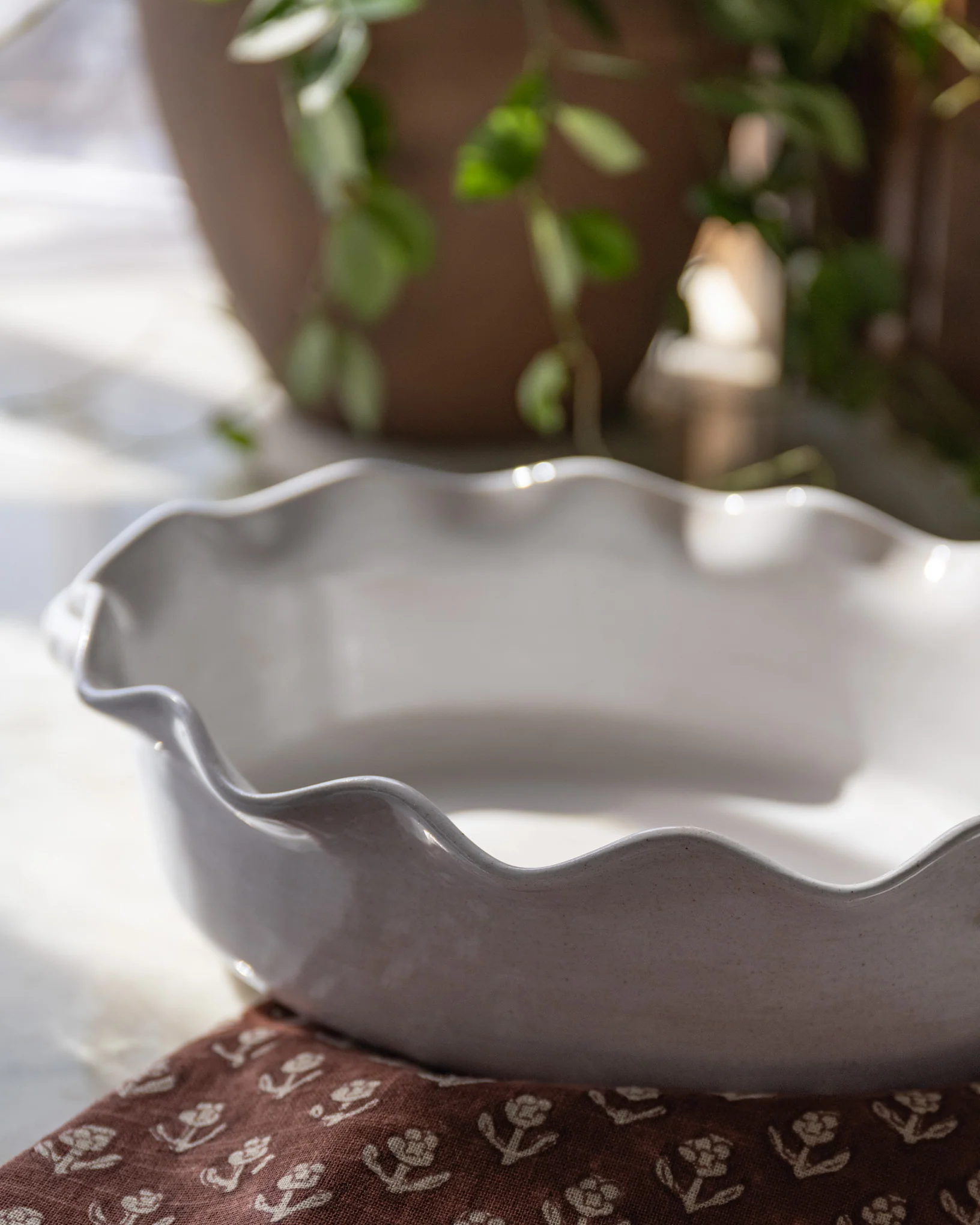 Cream Oval Scalloped Baker