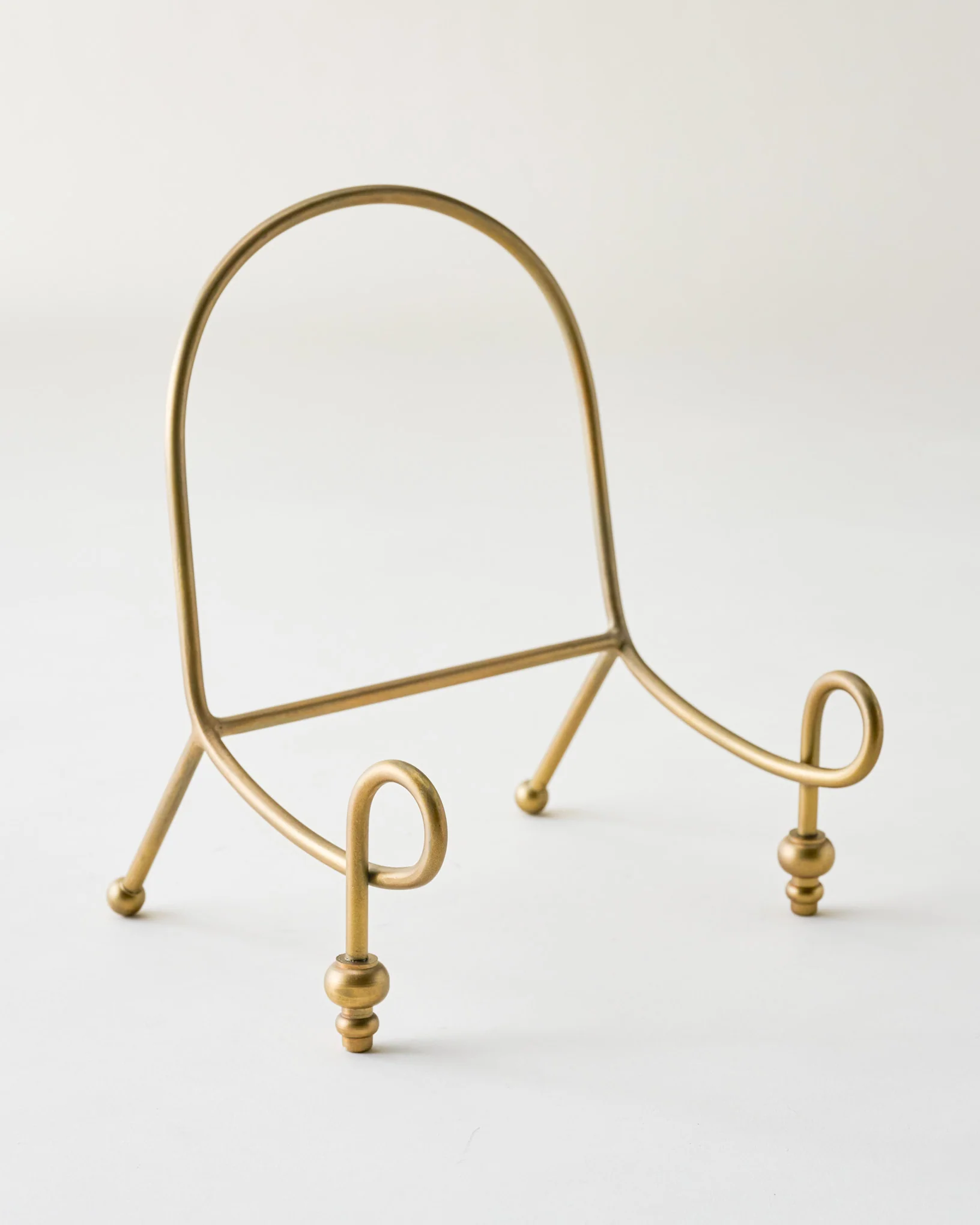 Gracie Antique Brass Easel