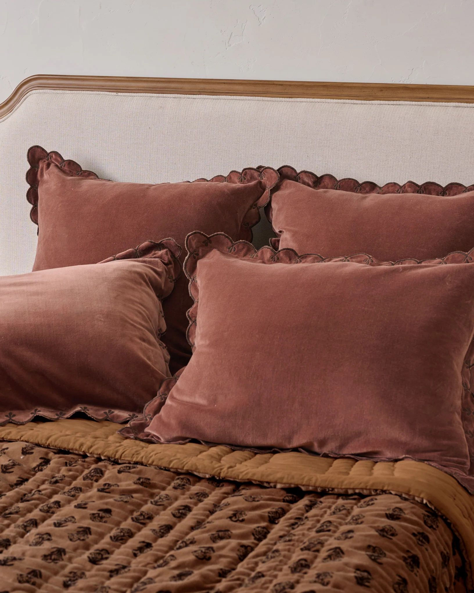 Chestnut Velvet Scallop Edge Sham