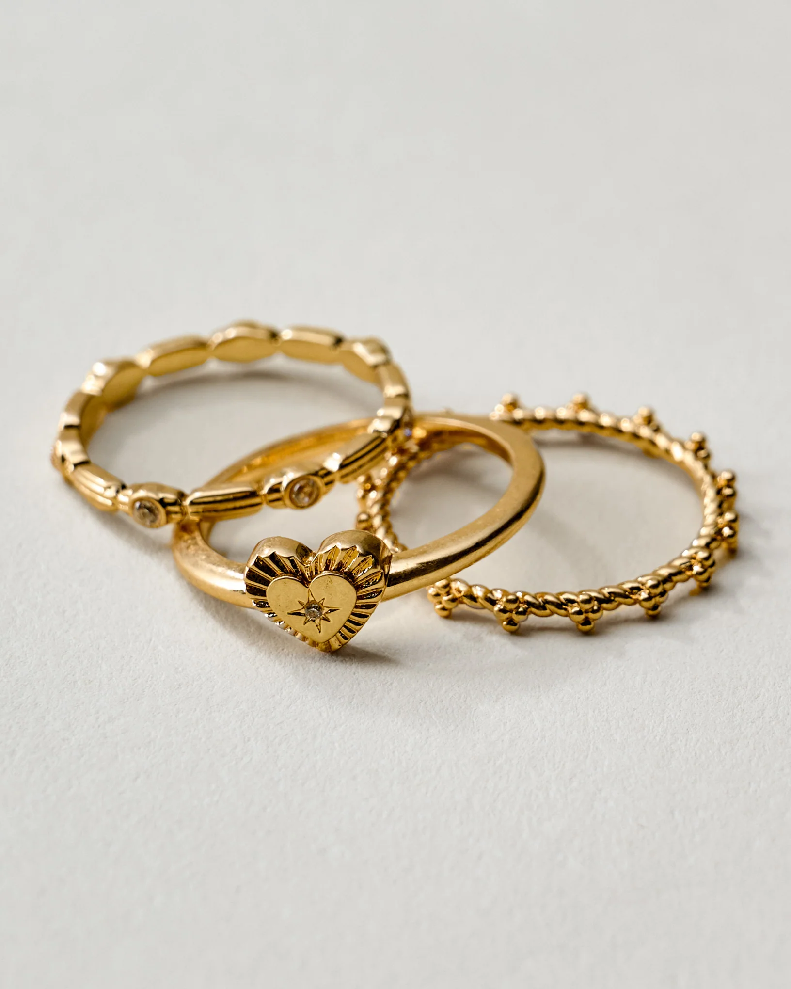 Magnolia Starburst Heart Ring Set