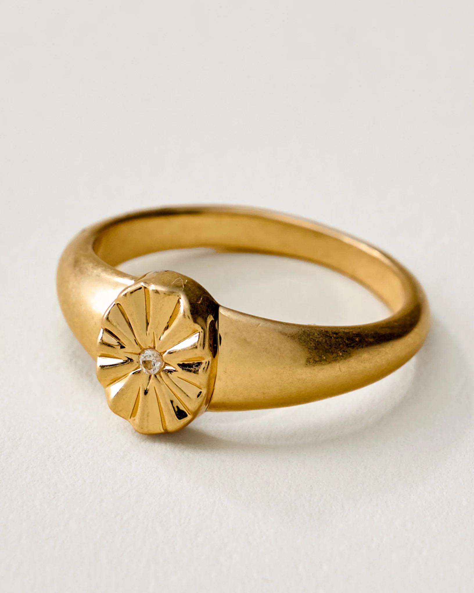 Magnolia Starburst Signet Ring