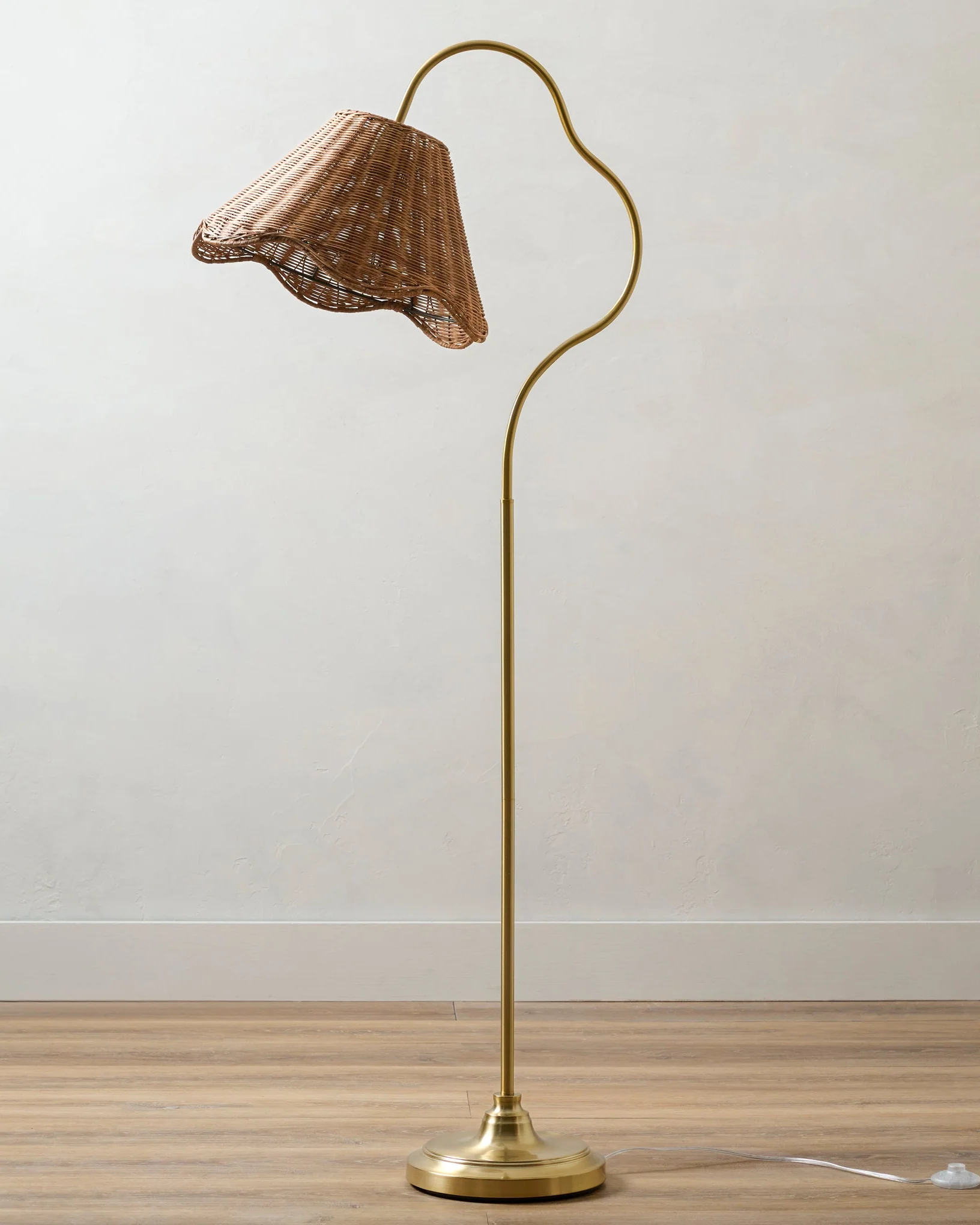 Lucinda Rattan Scallop Floor Lamp