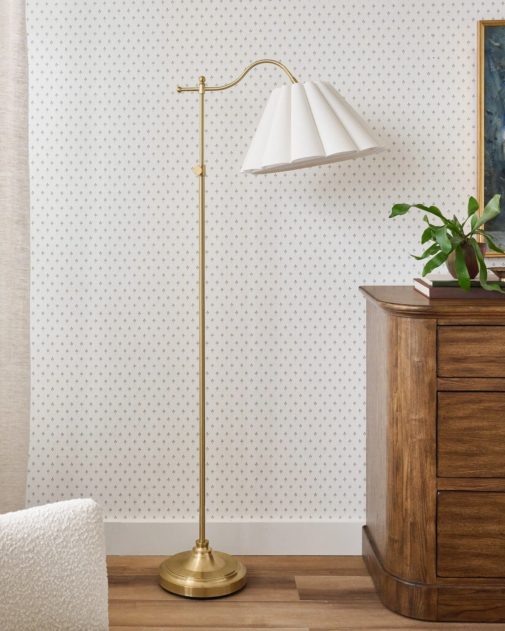 Odette Linen Scallop Floor Lamp
